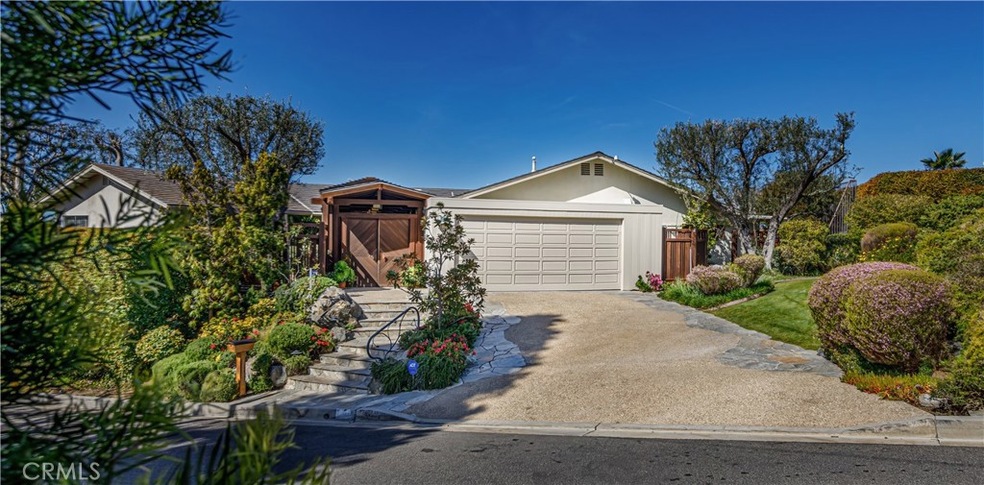Sold $3,012,500 • Co-Listing Agent