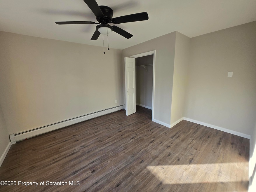 804 W Locust St unit 1, Scranton, PA 18504 - photo 1