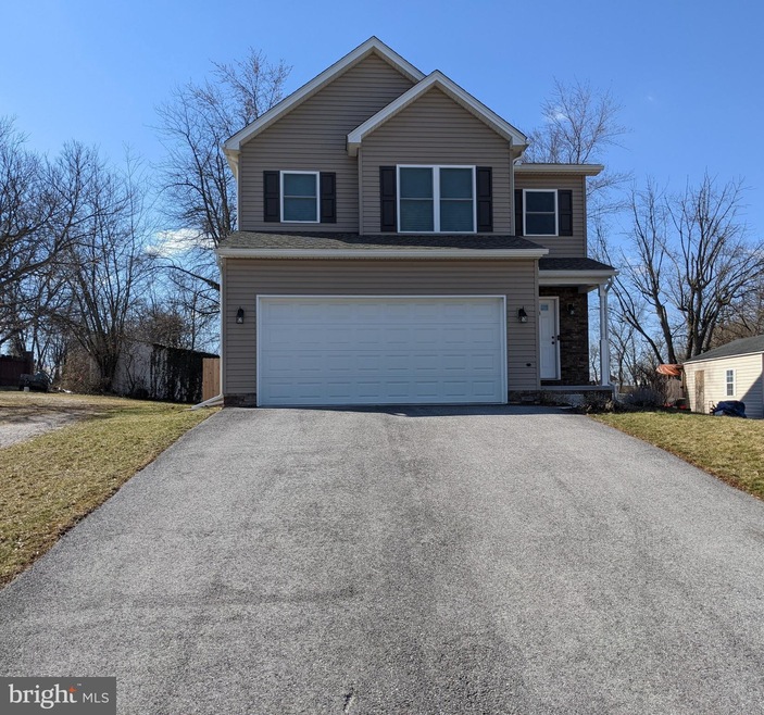 38 Maple St, Gettysburg, PA 17325 - photo 1