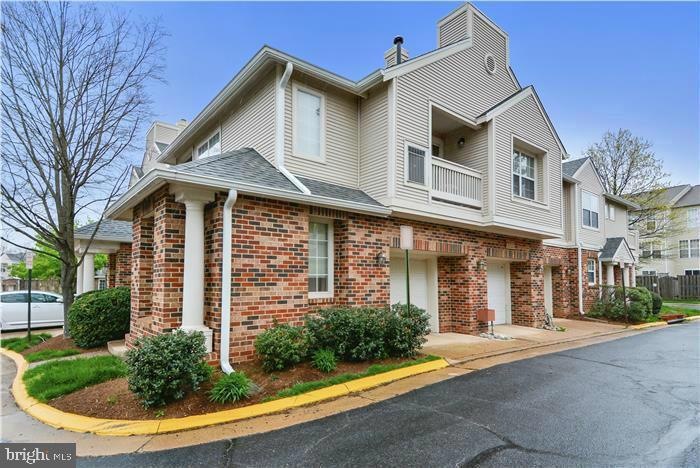 45070 Brae Terrace unit 201, Ashburn, VA 20147 - photo 1