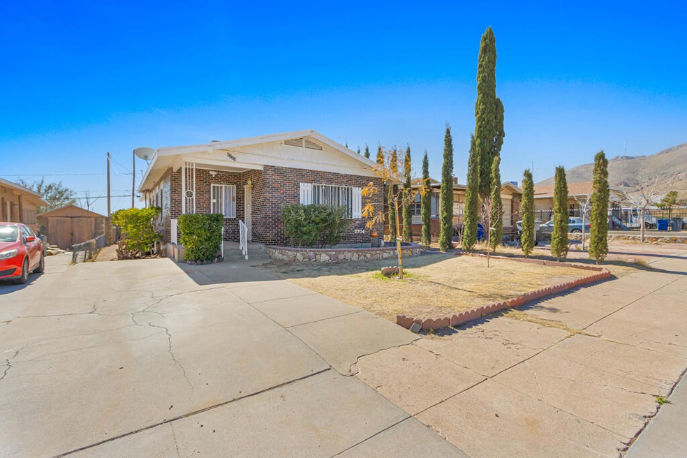2704 Federal Ave, El Paso, TX 79930 - photo 1