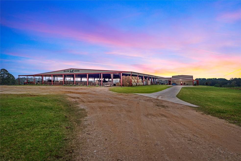 1520 Davisville Rd, Lufkin, TX 75901 - photo 1