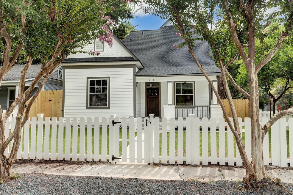 404 Archer St, Houston, TX 77009 - photo 1