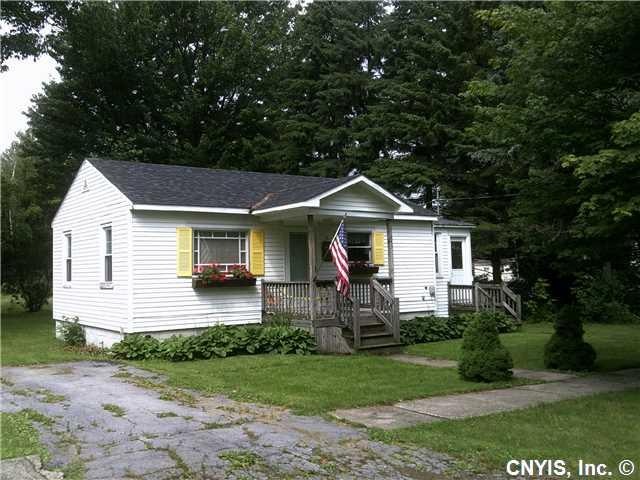 Exterior Front. Cute and cozy this home is priced 