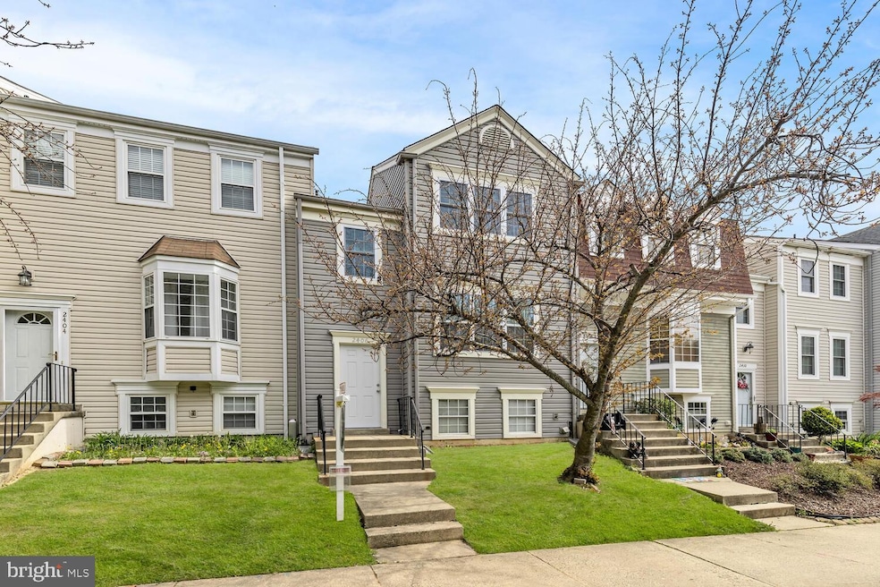 2406 Ridgehampton Ct, Reston, VA 20191 - photo 1