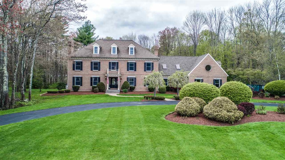 8 Camelot Rd, Windham, NH 03087 - photo 1