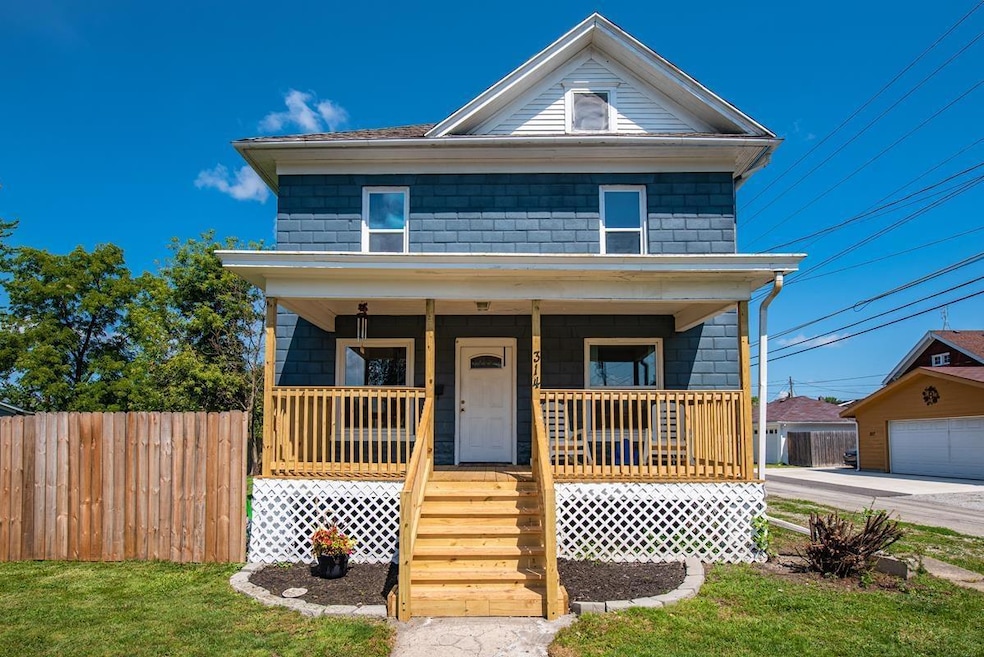 314 W 9th St, Auburn, IN 46706 - photo 1