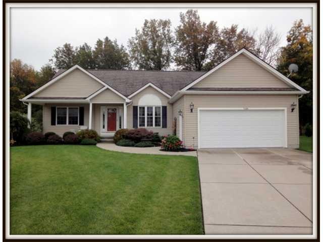 7159 Mallard Ct, Niagara Falls, NY 14304 - photo 1