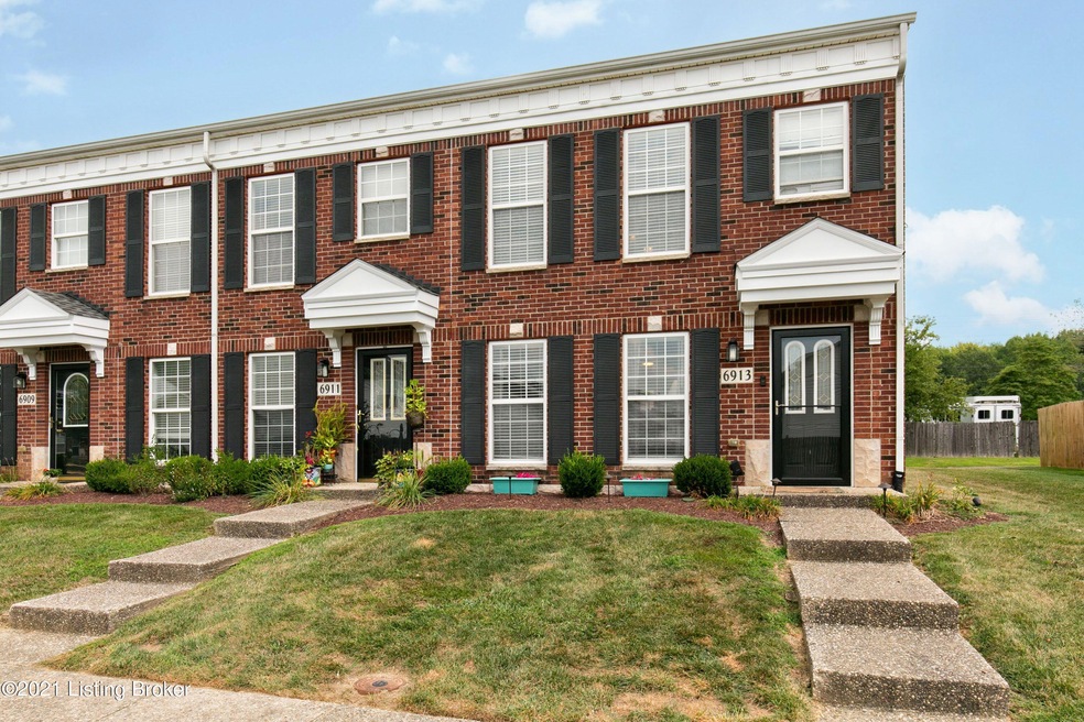 6913 Arbor Creek Dr, Louisville, KY 40228 - photo 1