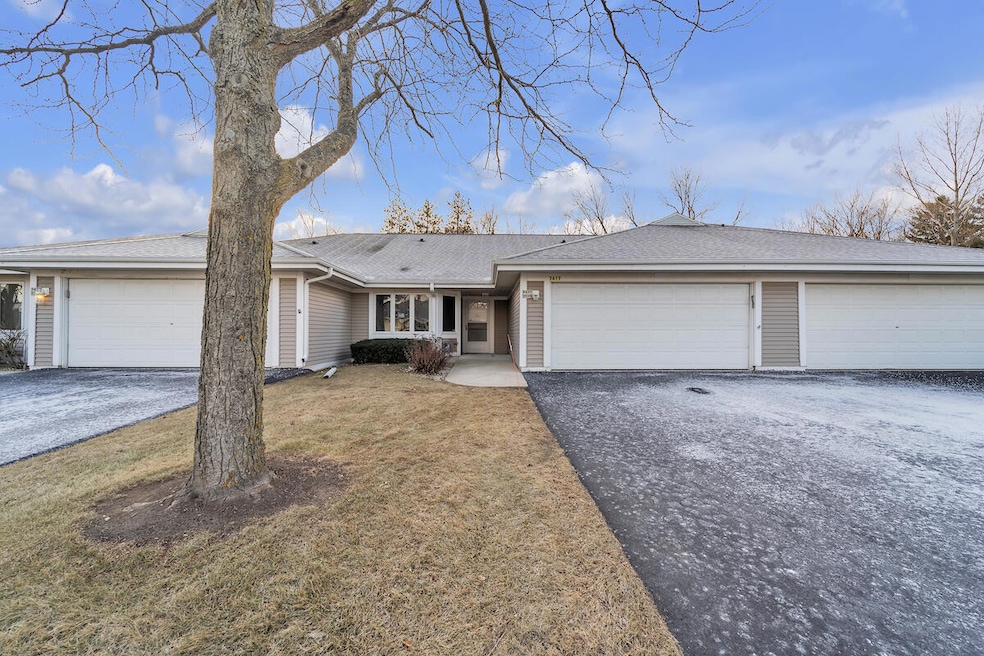 7417 W Mequon Square Dr
