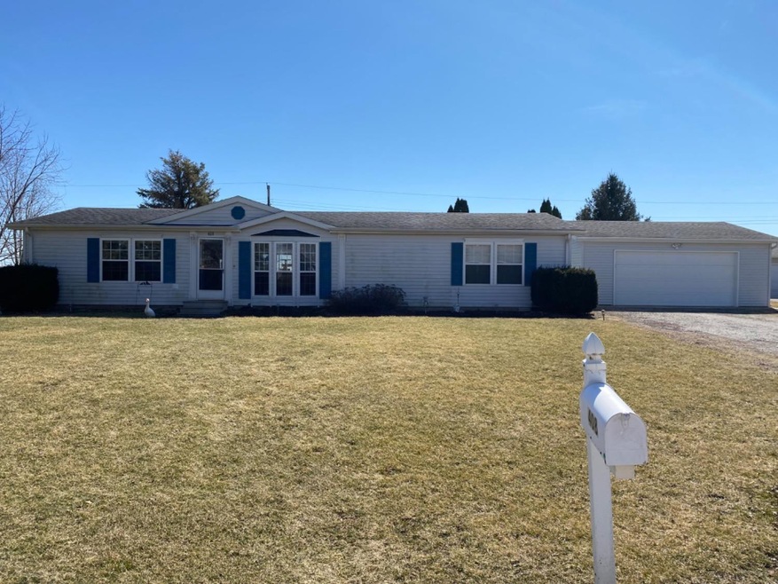 408 W South St, Boswell, IN 47921 - photo 1