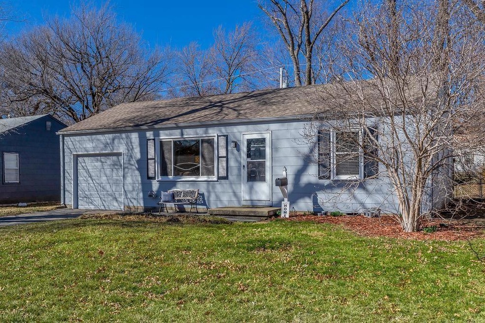 11410 W 70th Terrace, Shawnee, KS 66203 - photo 1