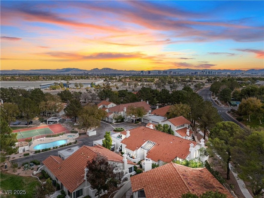 2720 Baycliff Ct unit 2, Las Vegas, NV 89117 - photo 1