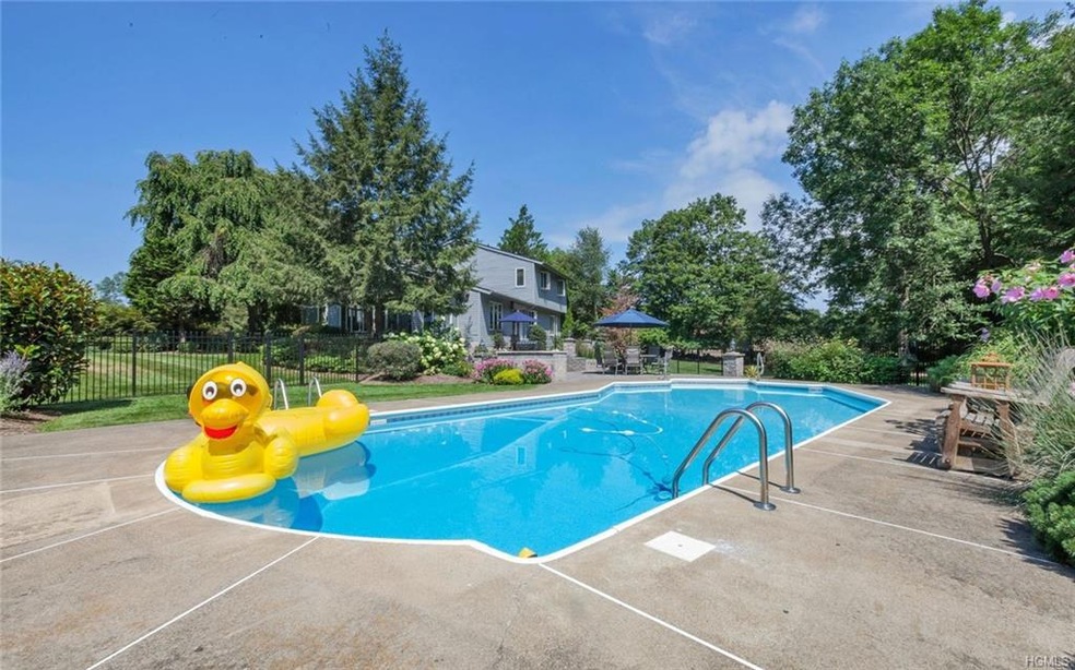 985 Craigville Rd, Chester, NY 10918 - photo 1