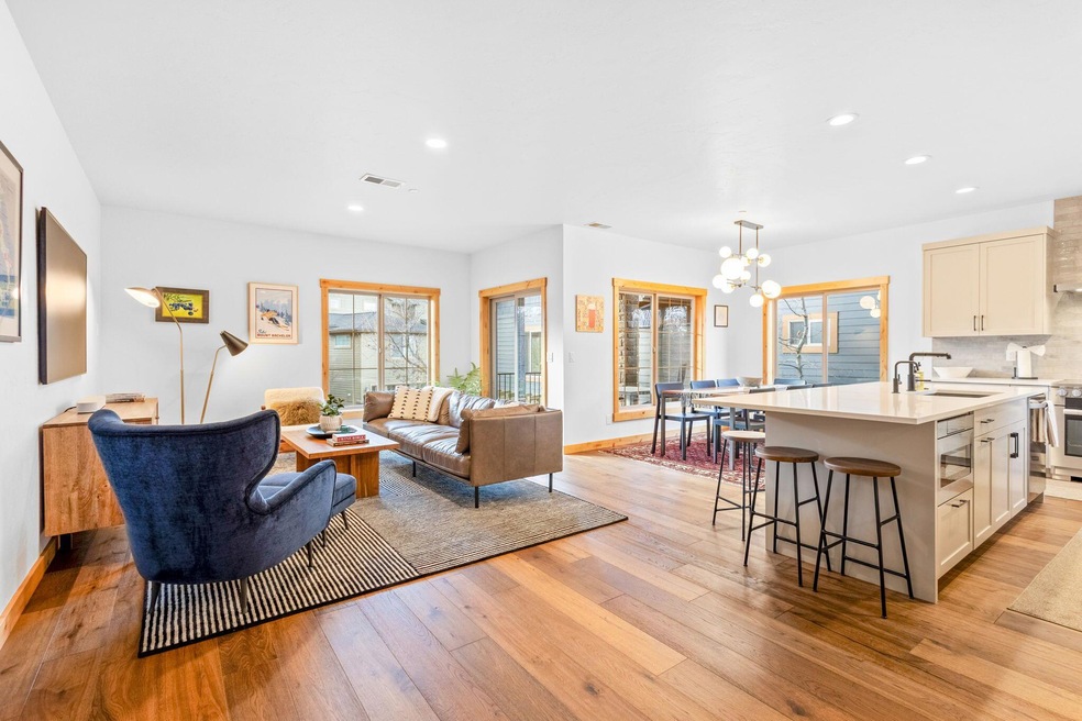 13-web-or-mls-612 SW Otter Way, Bend (14