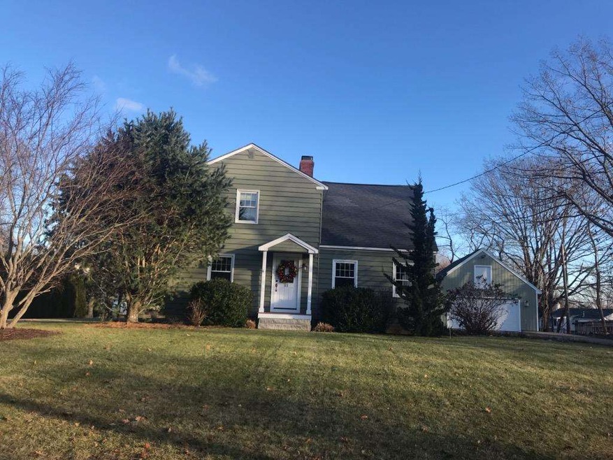 83 Locke Rd, Hampton, NH 03842 - photo 1