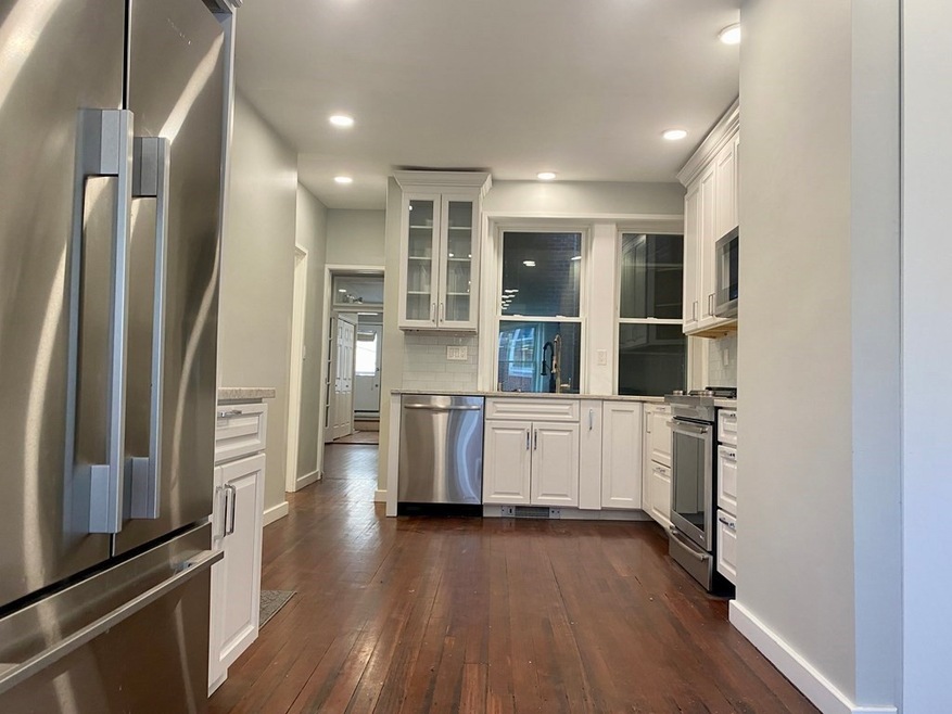 15 Charter St unit 15, Boston, MA 02113 - photo 1