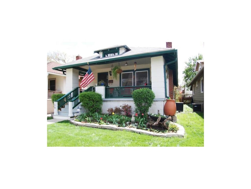 Outstanding Waldo Bungalow! Landscaping included!