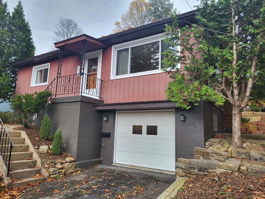 For Sale $189,900 • Co-Listing Agent