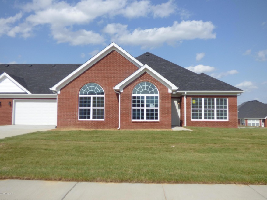 204 W Woodlake Cir, Mount Washington, KY 40047 - photo 1