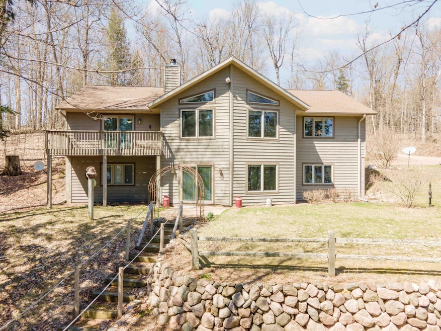 Sold $895,000