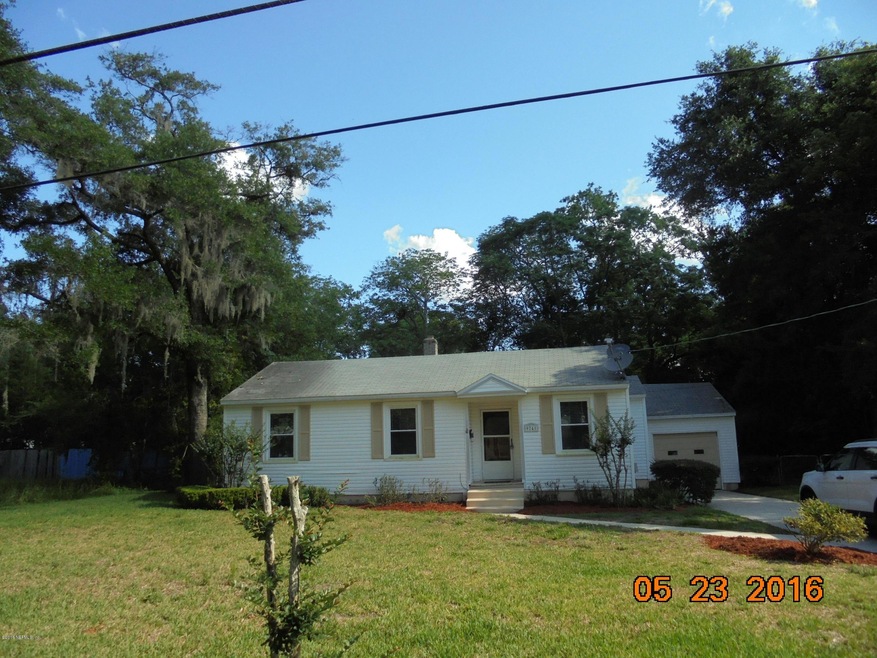 9741 Macarthur Ct N, Jacksonville, FL 32246 - photo 1