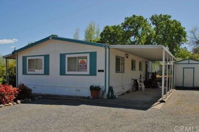 Nicely updated 2br/2ba home in The Oaks Senior Par
