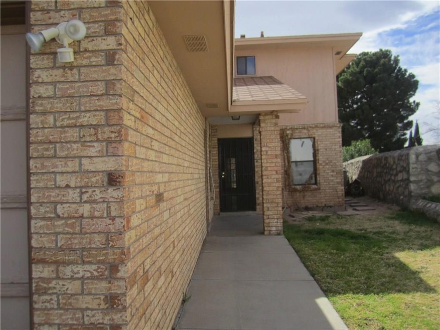 1739 Villa Santos Cir, El Paso, TX 79935 - photo 1