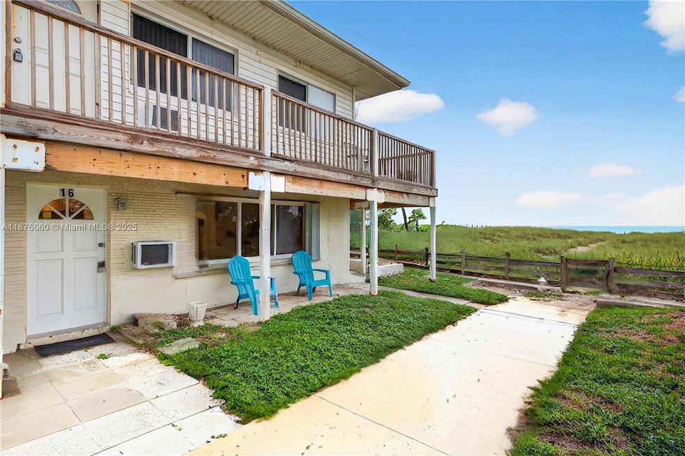 820 N Ocean Blvd unit 16, Pompano Beach, FL 33062 - photo 1