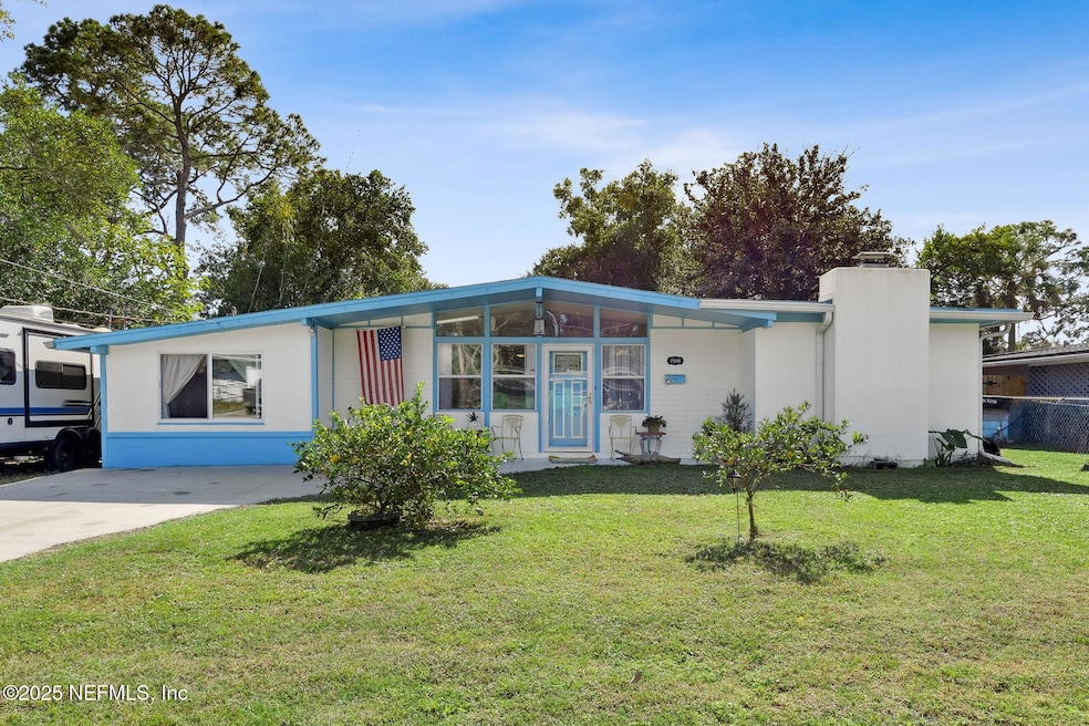 7428 Sandhurst Rd S, Jacksonville, FL 32277 - photo 1