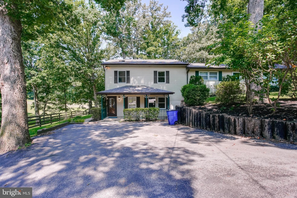 6703 Brooklyn Bridge Rd unit A, Laurel, MD 20707 - photo 1