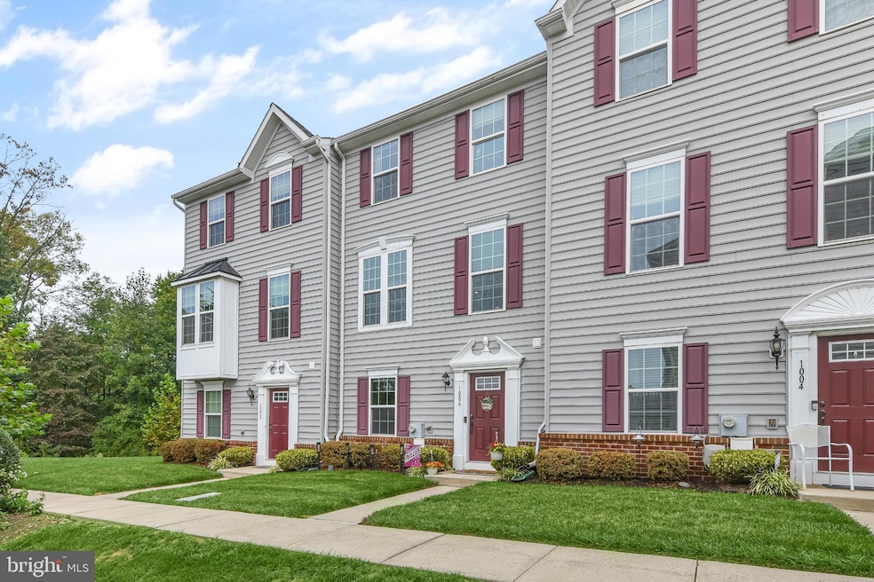 Under Contract $470,000 • Co-Listing Agent