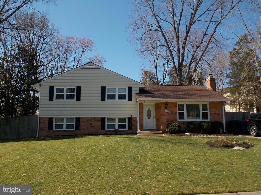 5303 Portsmouth Rd, Fairfax, VA 22032 - photo 1