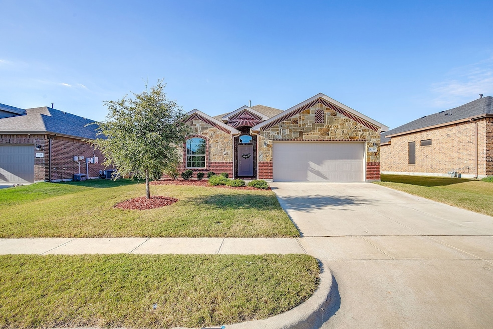 1106 Tiburon Trail, Cleburne, TX 76033 - photo 1