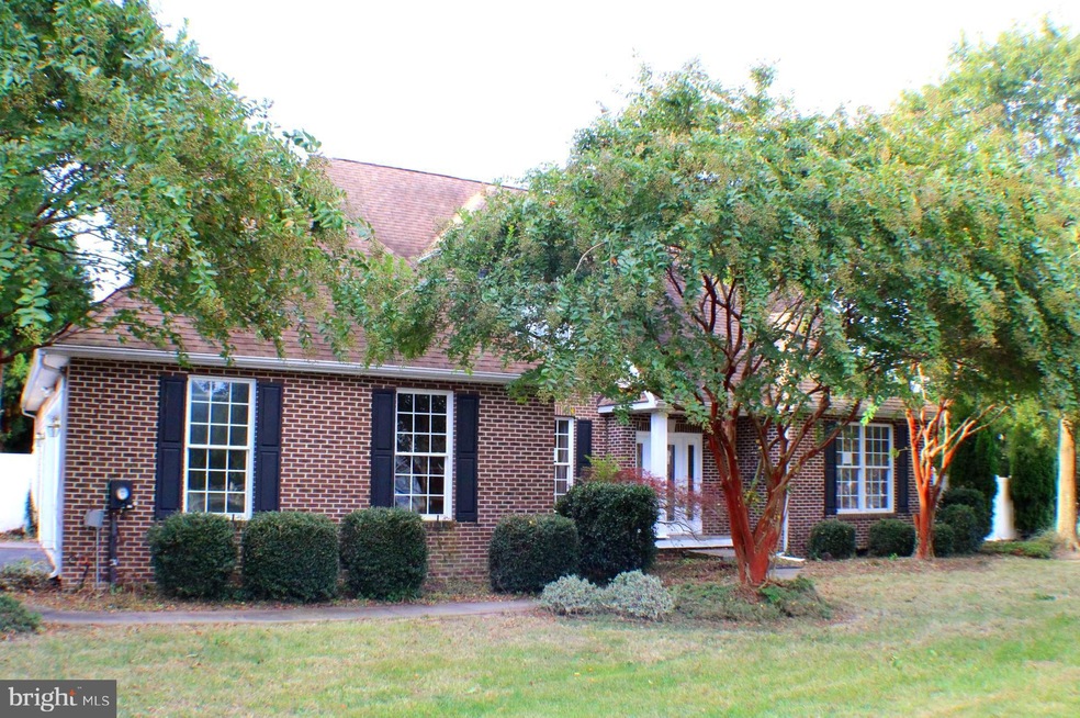 46135 N Greens Rest Dr, Great Mills, MD 20634 - photo 1