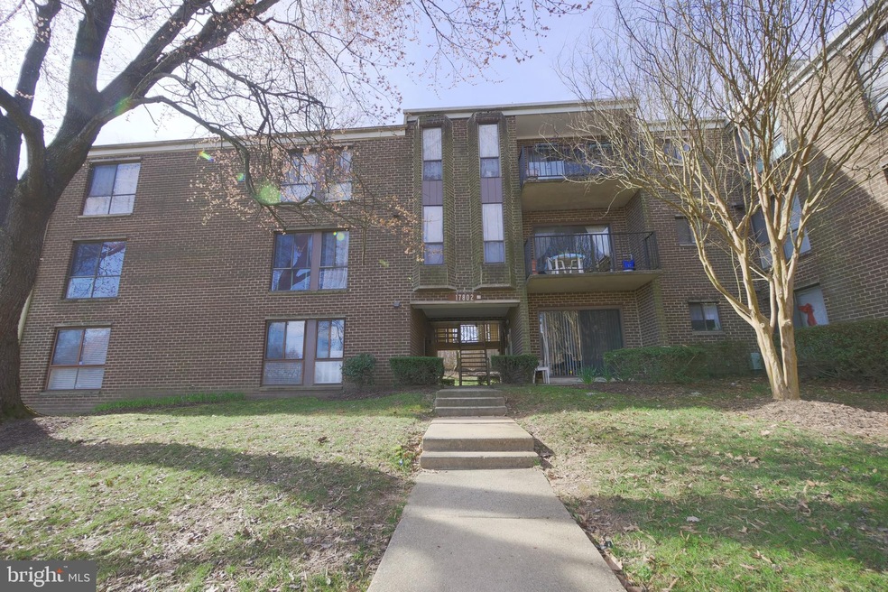 17802 Buehler Rd unit 137, Olney, MD 20832 - photo 1