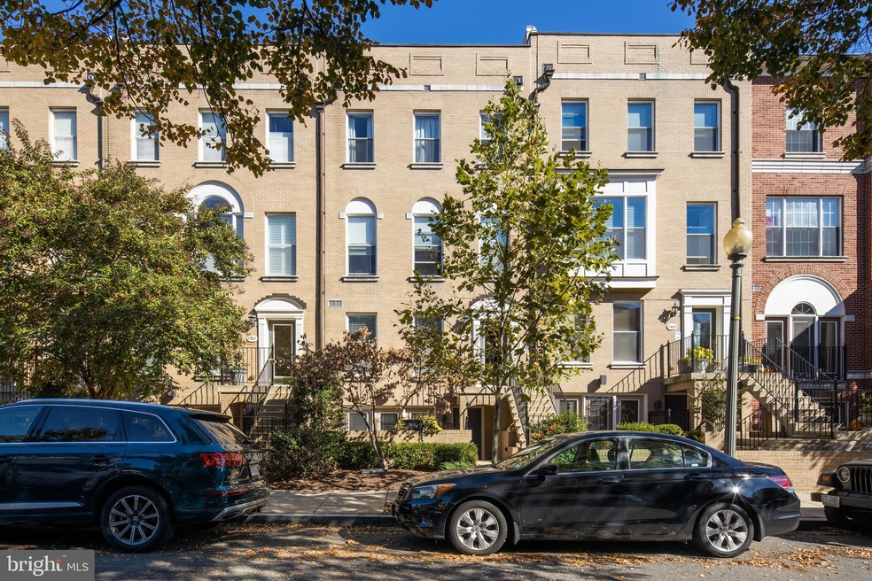 2411 1/2 20th St NW unit 101, Washington, DC 20009 - photo 1