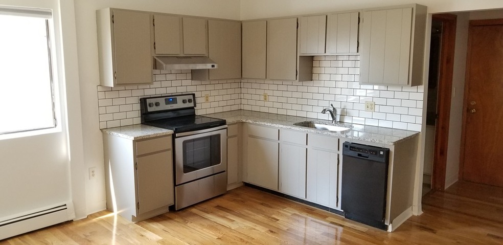 197 Summer St unit 1, Somerville, MA 02143 - photo 1