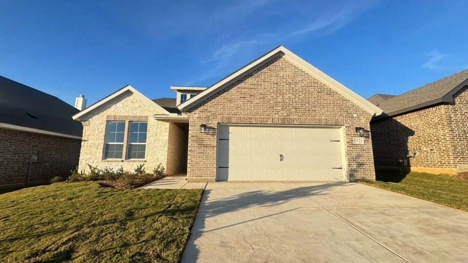 3521 Helena St, Gainesville, TX 76240 - photo 1