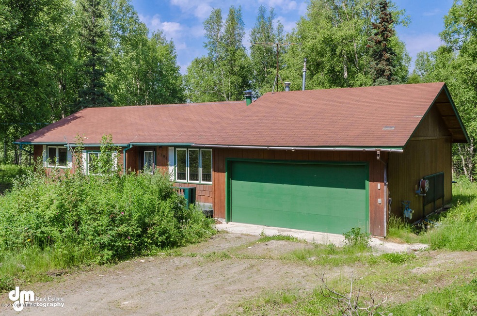1201 W Gail Dr Wasilla AK-large-012-Fron