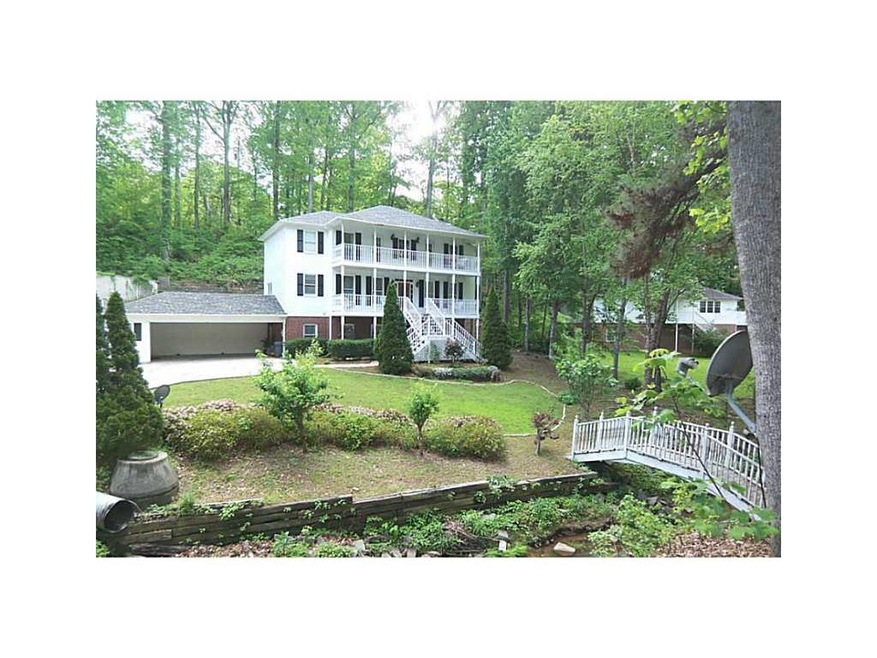 Exterior Front. Expansive grounds in front of this