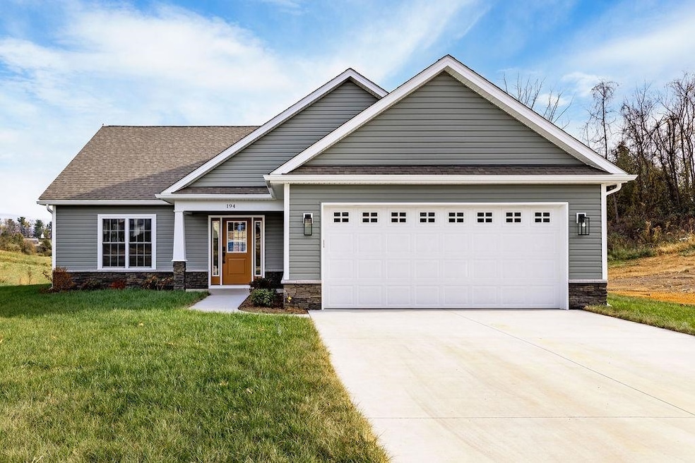 194 Langley Dr, Waynesboro, VA 22980 - photo 1