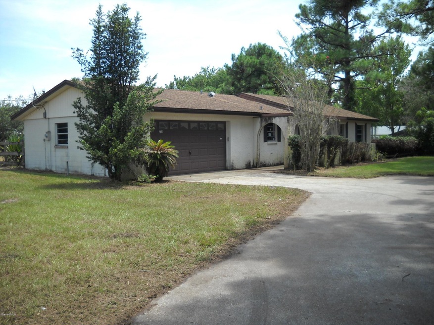 Front exterior view