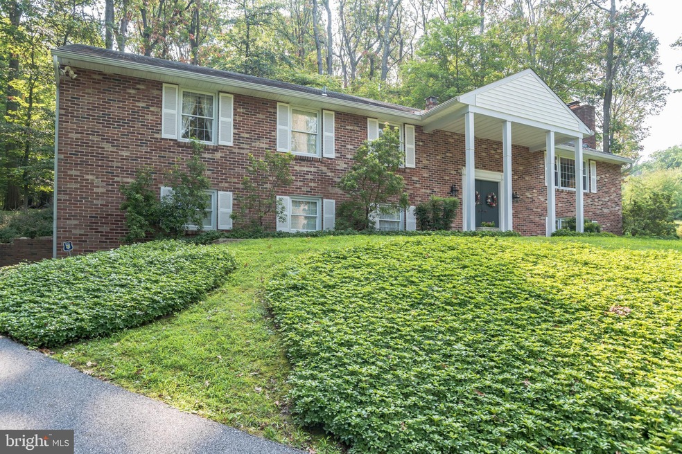 910 Stags Head Rd, Towson, MD 21286 - photo 1