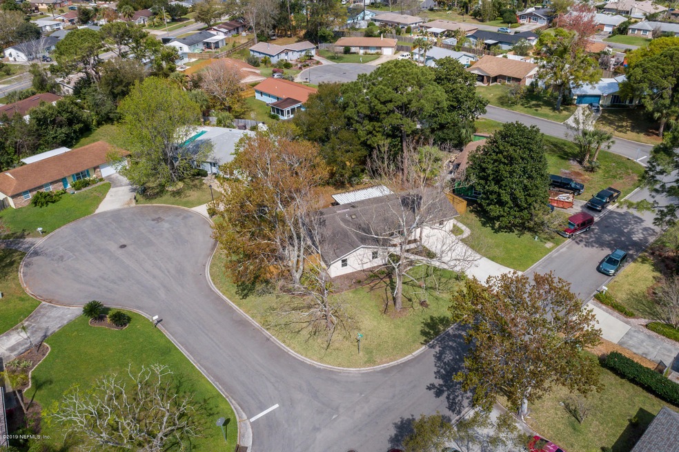 Corner lot house