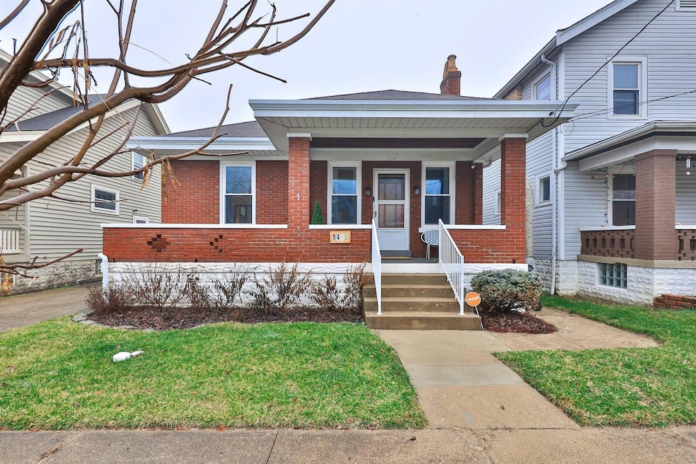 001-Exterior-Main