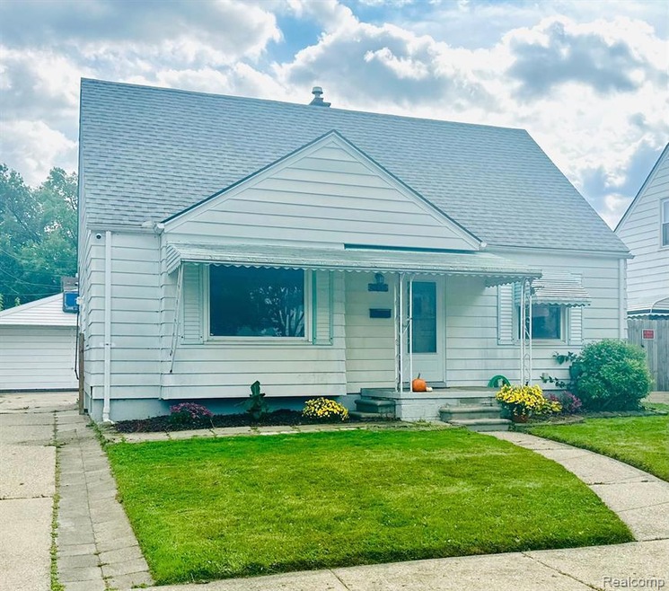 16736 Bettmar St, Roseville, MI 48066 - photo 1