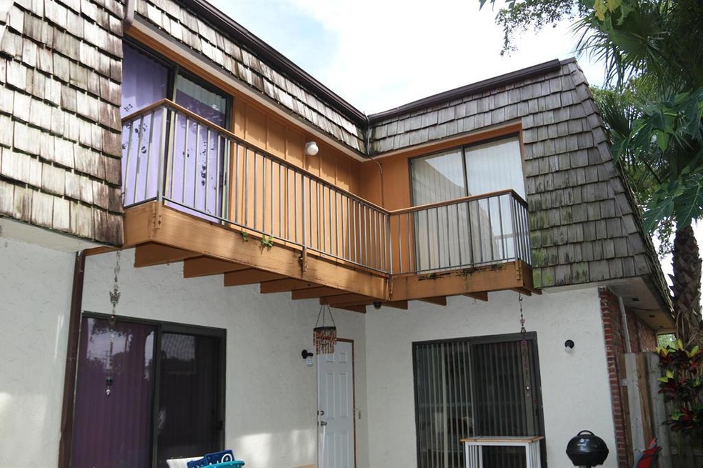 4407 Woodstock Dr unit A, West Palm Beach, FL 33409 - photo 1