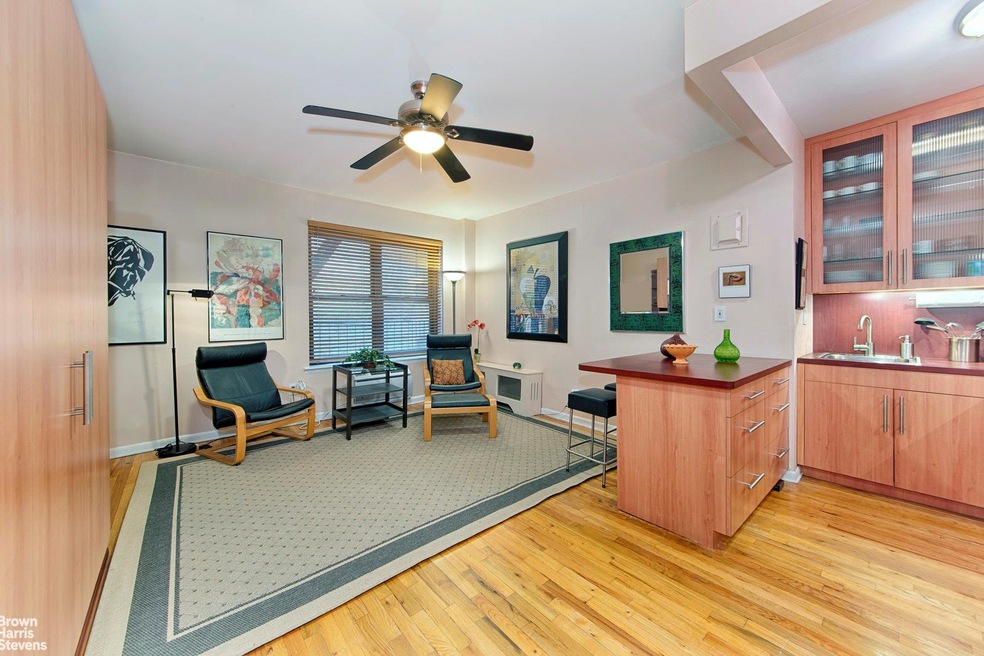 160 E 91st St unit 5O, New York, NY 10128 - photo 1