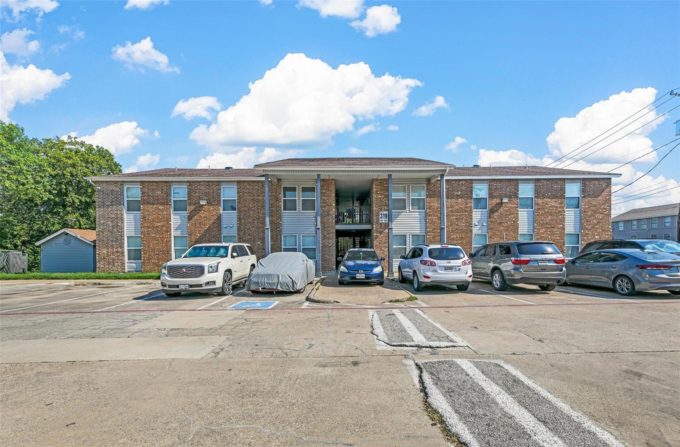 319 SE 3rd St unit 203, Grand Prairie, TX 75051 - photo 1